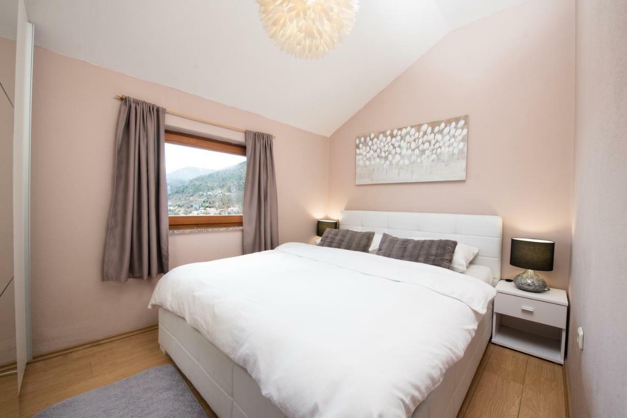Lola Apartment Veprinac Kültér fotó