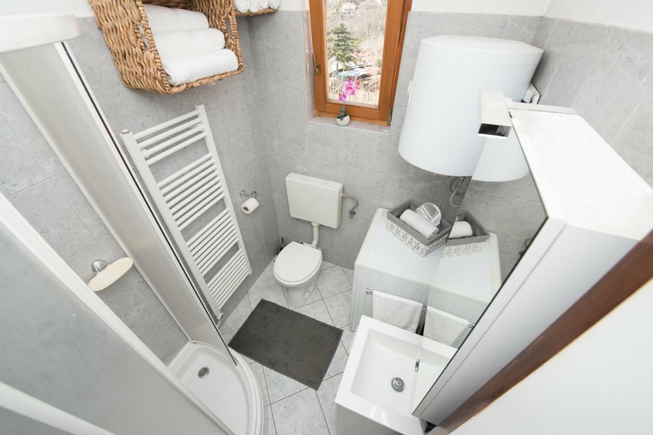 Lola Apartment Veprinac Kültér fotó
