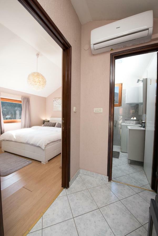 Lola Apartment Veprinac Kültér fotó
